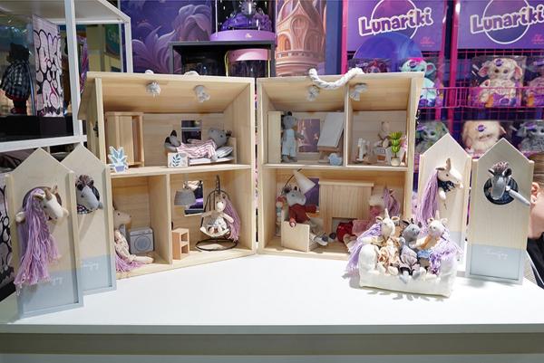 На выставке Igrushka Market