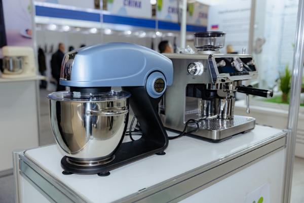 На выставке HouseTech Expo