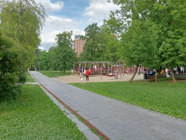 детская площадка в Музеоне